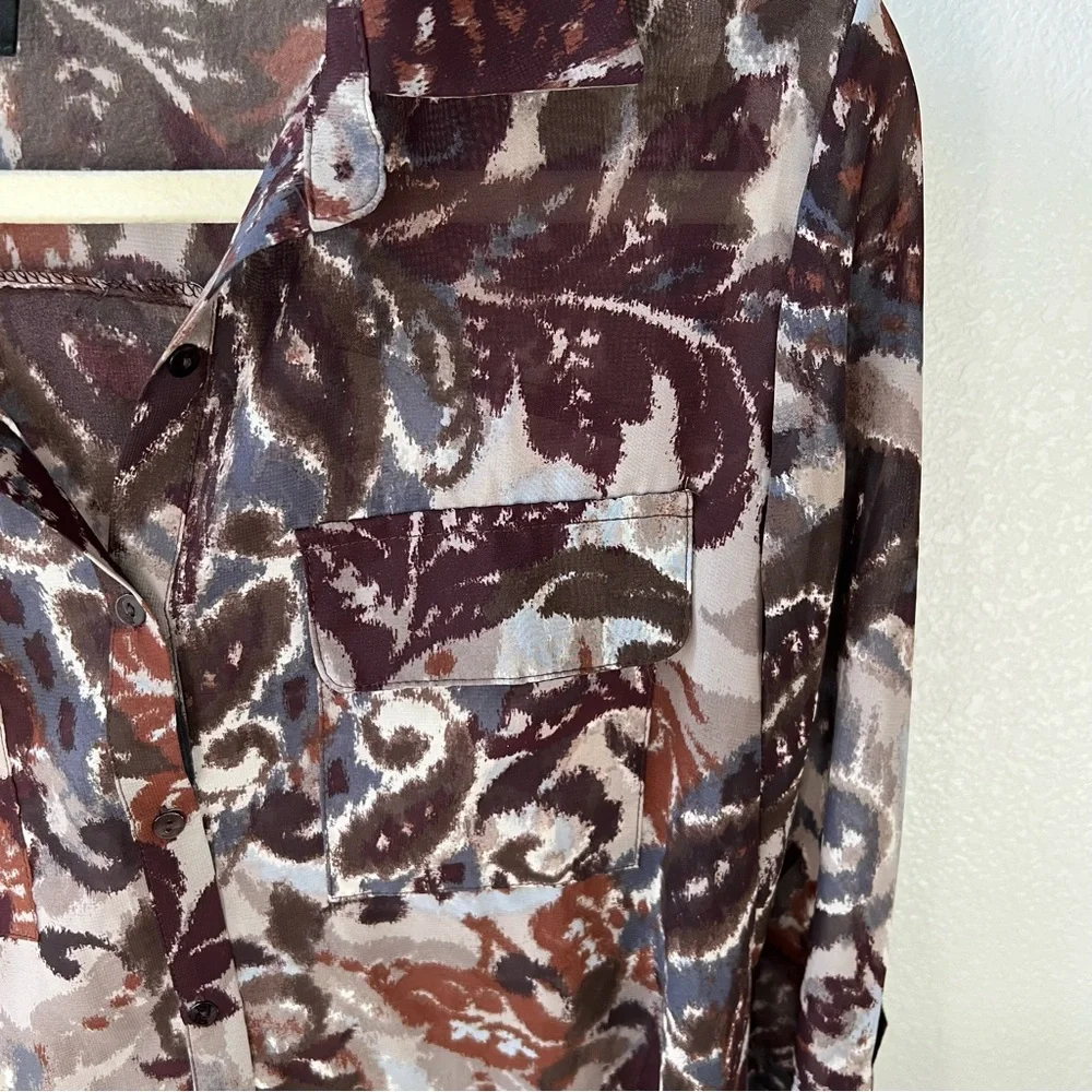 💗BOBEAU Printed Button Down Blouse - Picture 3 of 9